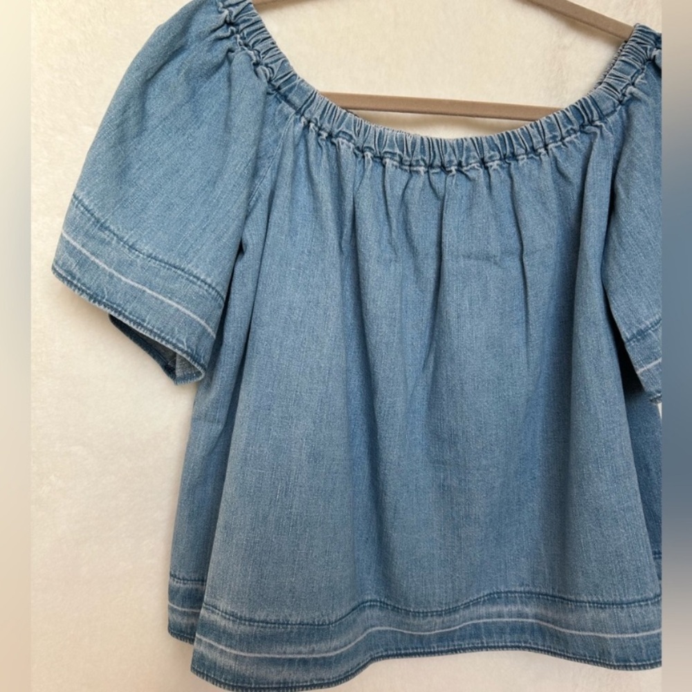 $158 NWOT Adriano Goldschmied AG Medium Sylvia Off the Shoulder Chambray Top - Picture 7 of 8